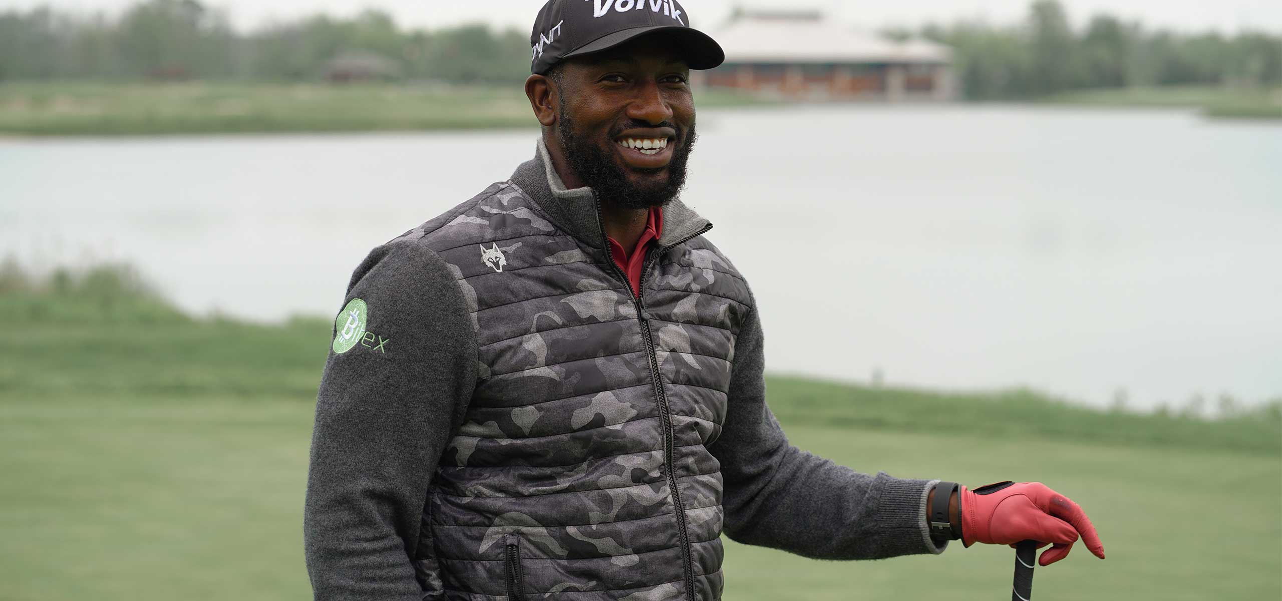 2018 World Long Drive Champion Maurice Allen Successfully Drives Golf Ball over Niagara Falls