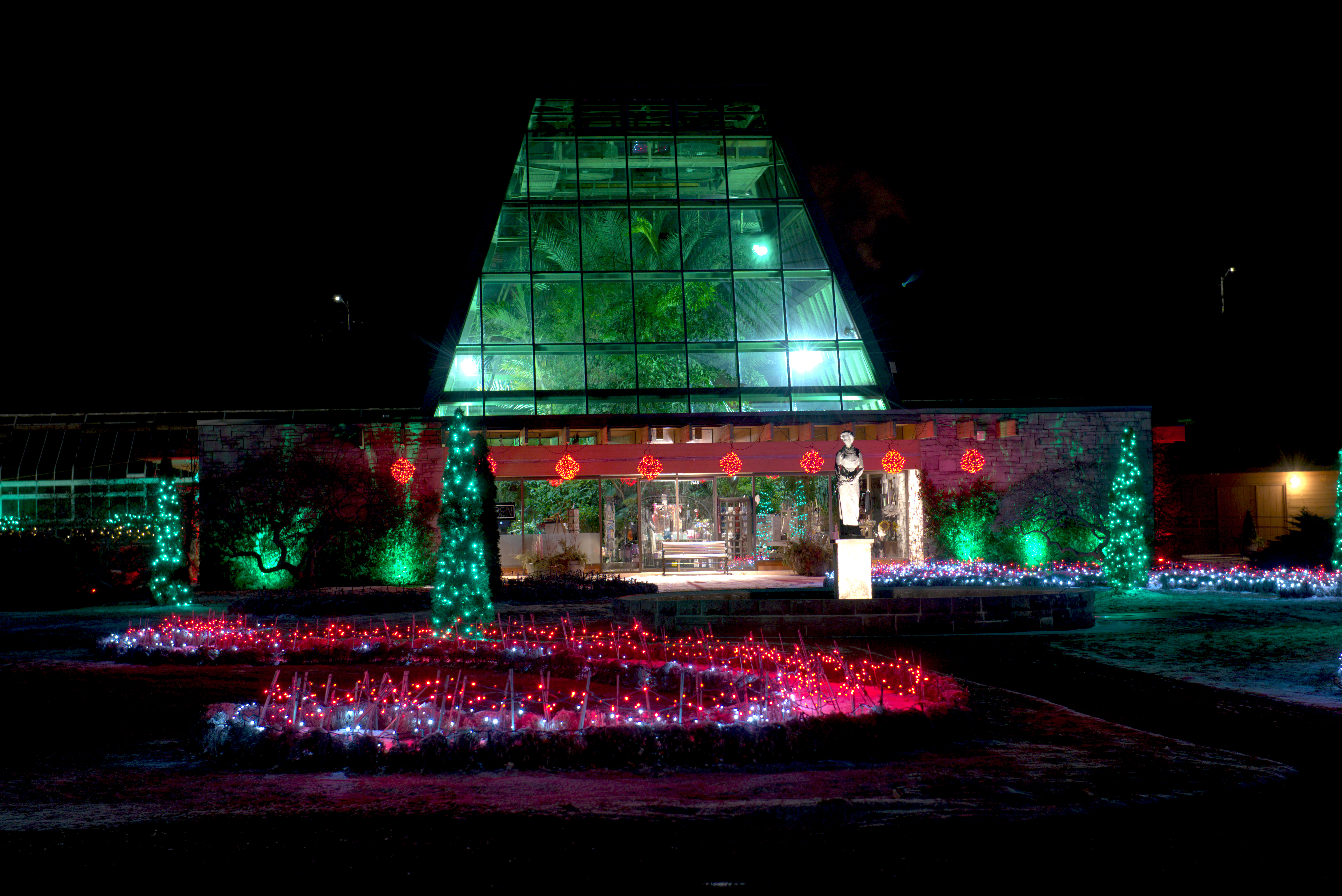 Night Lighting at the Floral Showhouse